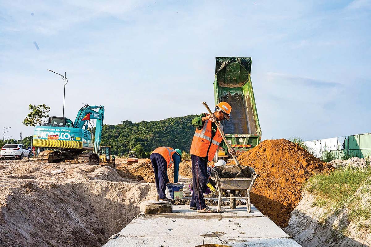 Thi c&ocirc;ng Dự &aacute;n tuyến đường ĐT975 - Ph&uacute; Quốc	ảnh: p.v