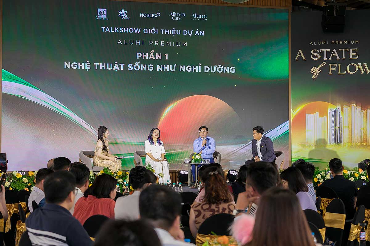 Ông Nguyễn Xuân Vân đánh giá cao chất lượng của nguồn khoáng nóng duy nhất bên sông Hồng cùng lợi thế vượt trội của tòa Alumi Premium 4