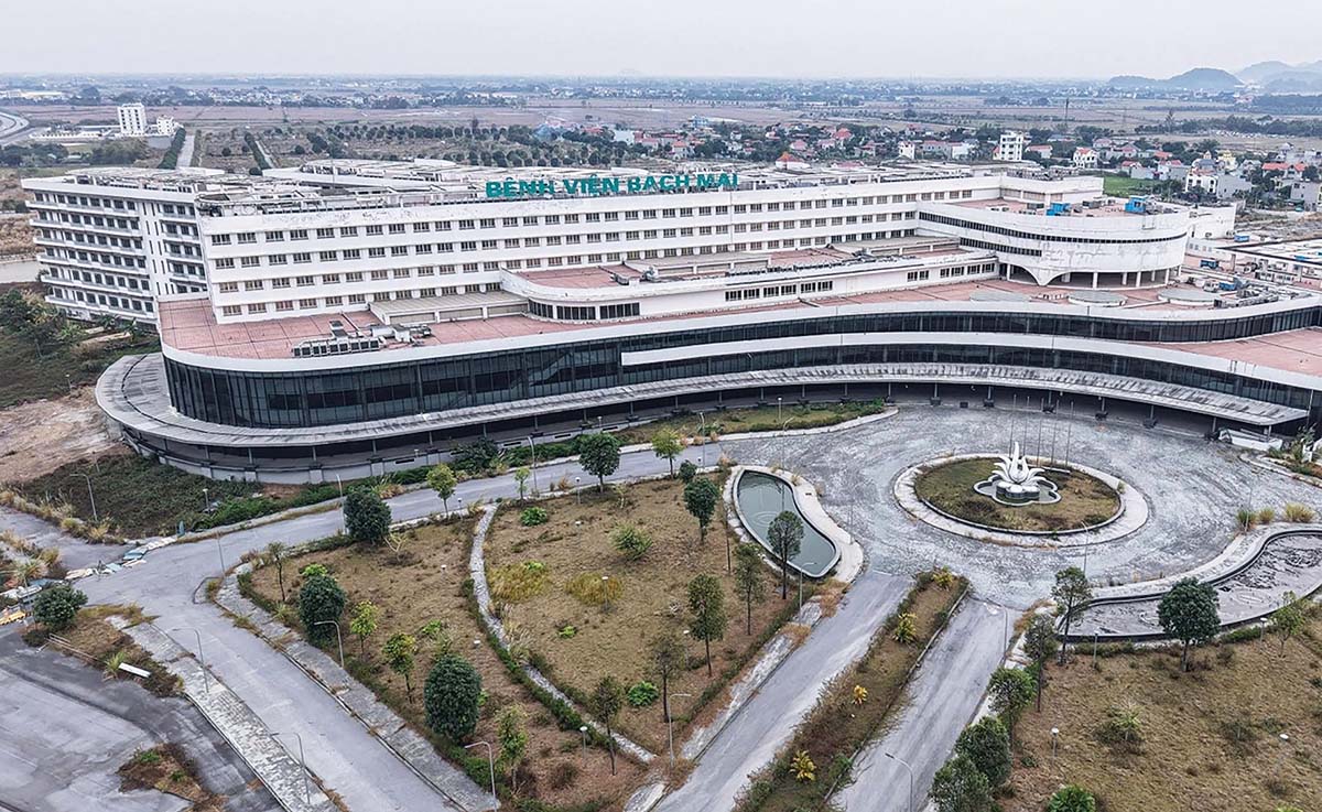 Dự &aacute;n cơ sở 2 Bệnh viện Bạch Mai v&agrave; Bệnh viện Việt Đức bị đ&igrave;nh trệ nhiều năm, dẫn đến l&atilde;ng ph&iacute; lớn t&agrave;i sản Nh&agrave; nướcảnh: p.v