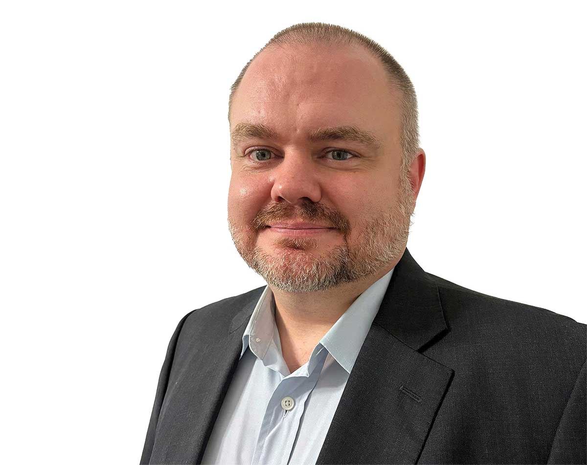 &Ocirc;ng Tyler B. McElhaney, Gi&aacute;m đốc quốc gia Apex Group