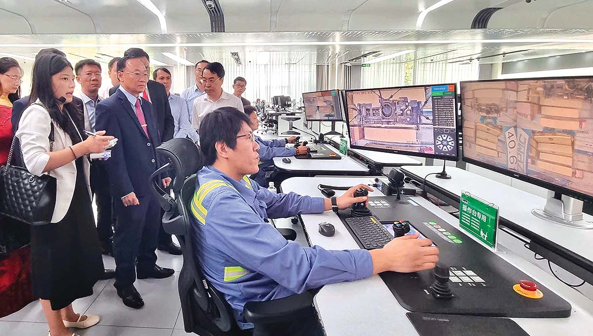 Đo&agrave;n c&ocirc;ng t&aacute;c tỉnh Gia Lai khảo s&aacute;t cảng Ninh Ba - Chu Sơnảnh: becamex b&igrave;nh định