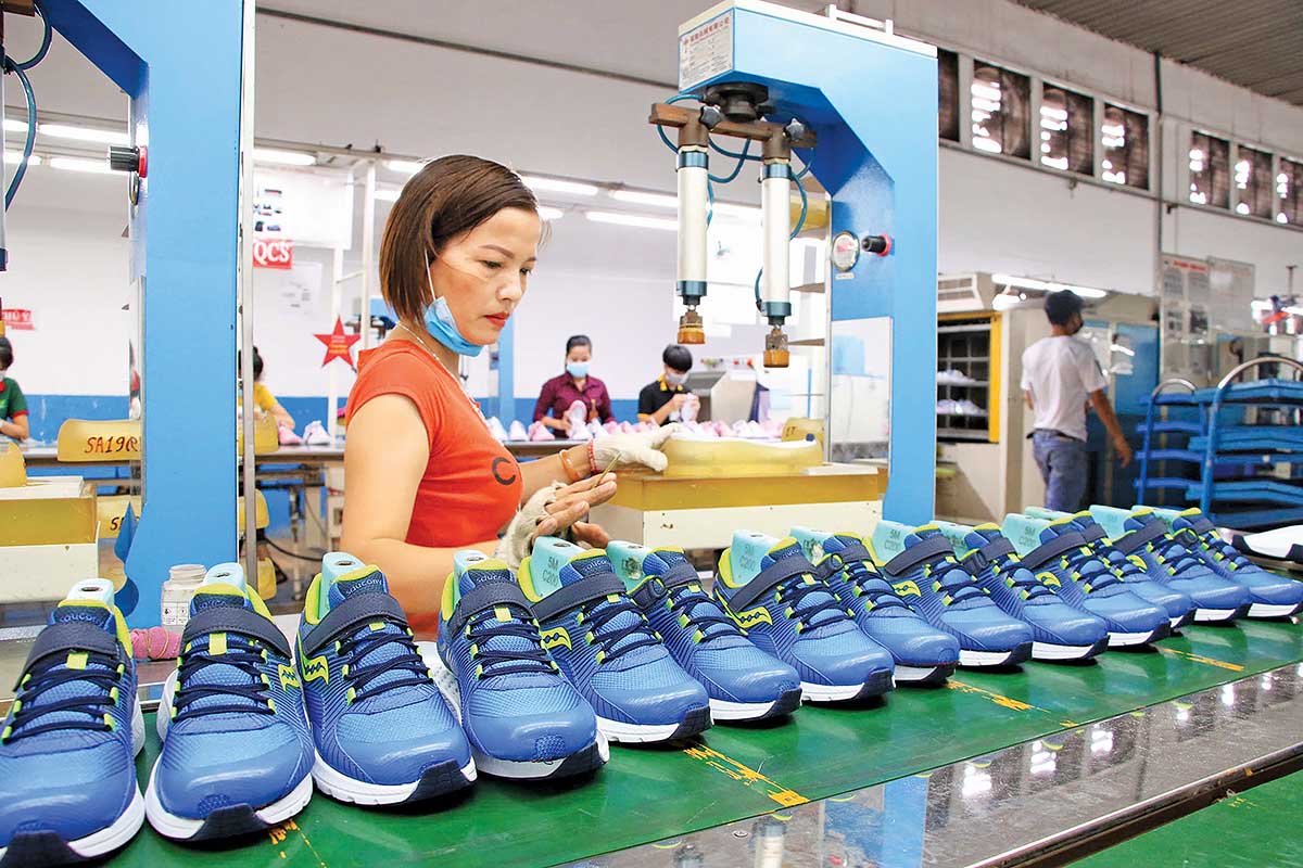 doanh nghiệp xuất khẩu chủ động nâng cao chất lượng và đa dạng hóa thị trường để giảm sức ép từ chính sách thuế mới của Mỹ