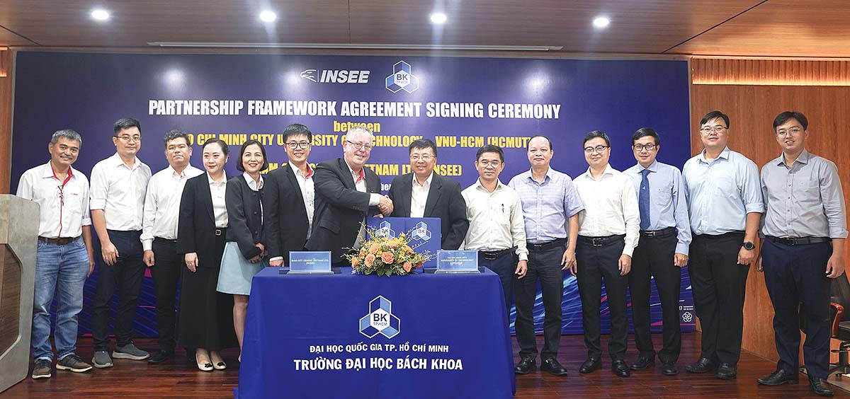 Lễ k&yacute; kết Thỏa thuận hợp t&aacute;c giữa INSEE Việt Nam v&agrave; Trường đại học B&aacute;ch khoa (Đại học Quốc gia TP.HCM)