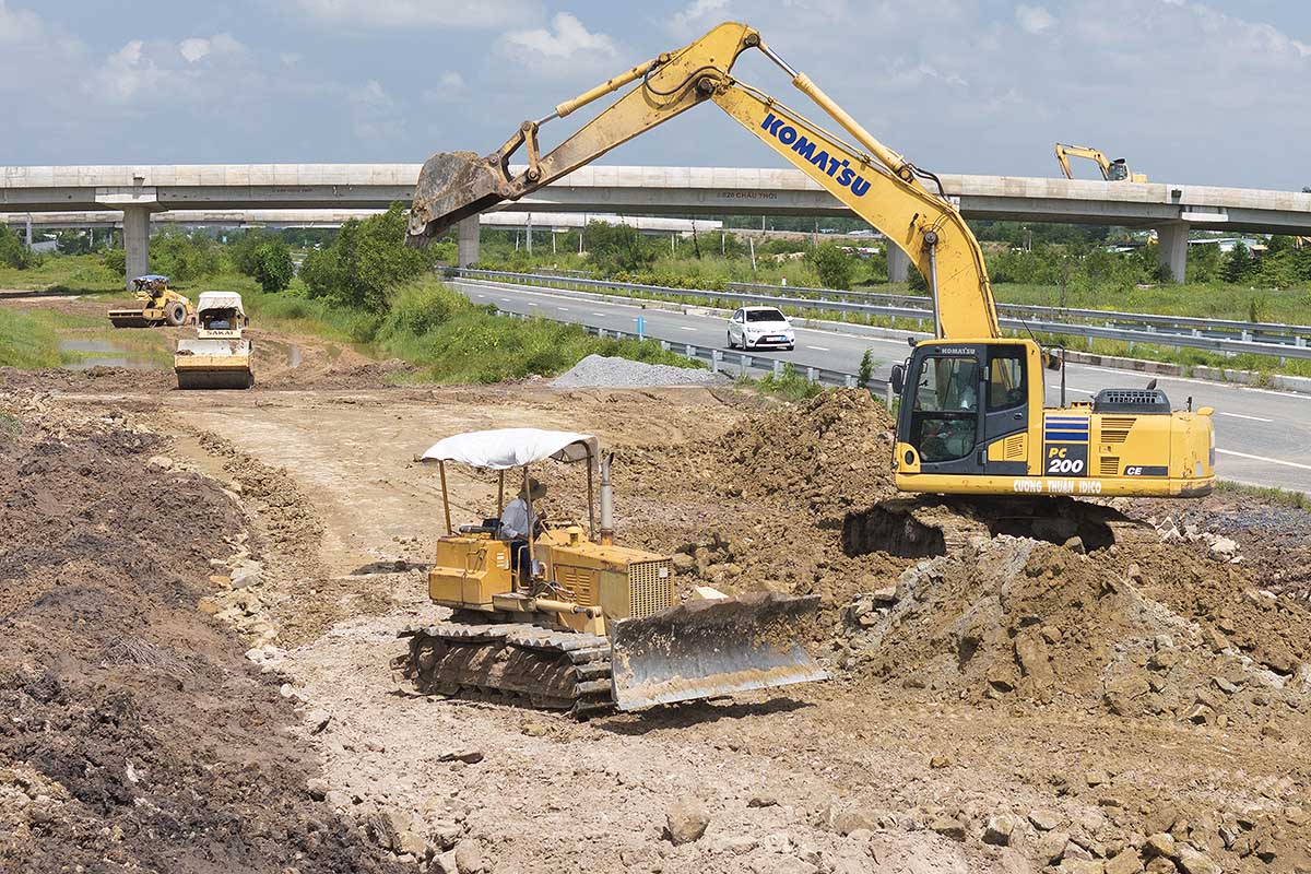 Cao tốc Bến Lức - Long Th&agrave;nh đang dần ho&agrave;n thiện, mở th&ecirc;m trục kết nối T&acirc;y Ninh với TP.HCM, Đồng Nai v&agrave; c&aacute;c đầu mối logistics ph&iacute;a Nam (Ảnh: L&ecirc; To&agrave;n)