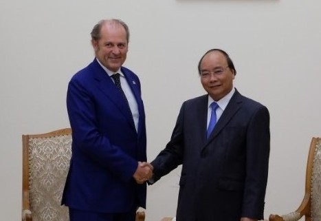 Trong chuyến thăm và làm việc tại Việt Nam, ông Phillippe Donnet - Tổng giám đốc Tập đoàn Generali đã có buổi tiếp kiến với Thủ tướng Nguyễn Xuân Phúc