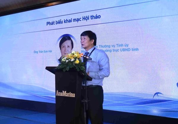 Ông Trần Sơn Hải, Phó Chủ tịch Thường trực UBND tỉnh Khánh Hòa phát biểu tại Hội thảo