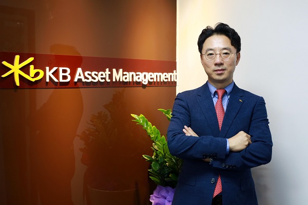 Ông Justin Suh, Tổng Giám đốc KB Asset Management Việt Nam