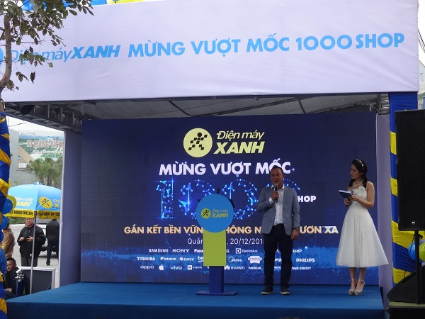 Ông Đoàn Văn Hiểu Em phát biểu tại lễ ra mắt siêu thị Điện máy Xanh thứ 1.000 tại Quảng Ninh