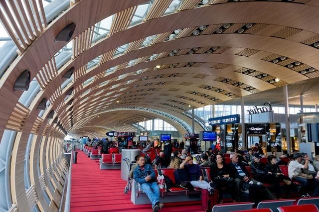 10. Paris Charles de Gaulle Airport (CDG): 69.471.442 lượt khách năm 2017