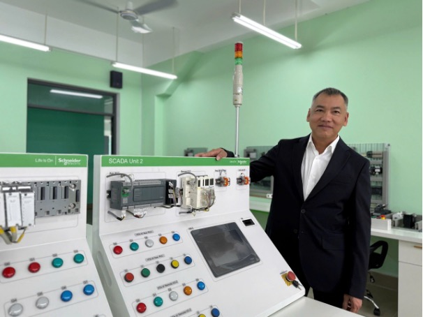 Ông Đồng Mai Lâm, Tổng Giám đốc Schneider Electric Việt Nam và Campuchia