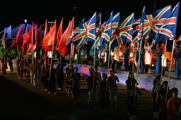 Tổng duyệt quốc kỳ các nước tham gia DIFF 2017 trước giờ khai mạc