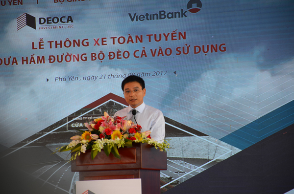 Ông Nguyễn Văn Thắng, Chủ tịch HĐQT VietinBank: tổng giới tín dụng VietinBank đã cấp cho Công ty đèo Cả là 9.725 tỉ đồng, doanh số đã giải ngân là 7.004 tỉ đồng và dư nợ hiện tại là 4.502 tỉ đồng