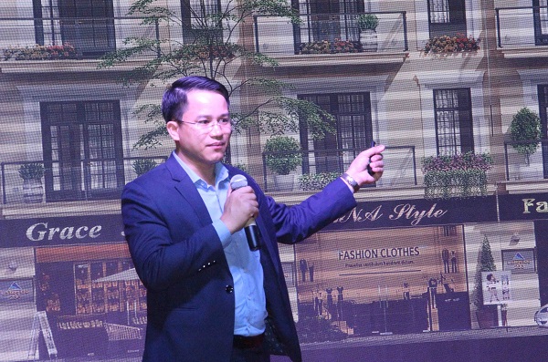 Ông Trần Xuân Thông, Tổng giám đốc Công ty Đất Xanh Đà Nẵng cho rằng, phân khúc shophouse hay smart home của Đất Xanh Đà Nẵng phân phối luôn tạo được sự quan tâm đặc biệt của khách hàng và nhà đầu tư