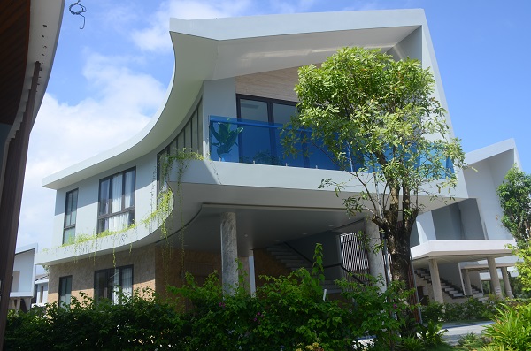 Biệt thự mẫu Dự án Rosa Alba Resort đã hoàn thành với kiến trúc do KTS Trương Trọng Nghĩa thiết kế