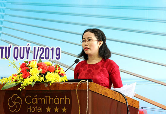 Bà Trần Thị Mỹ Ái, Giám đốc Sở kế hoạch-Đầu tư tỉnh Quảng Ngã