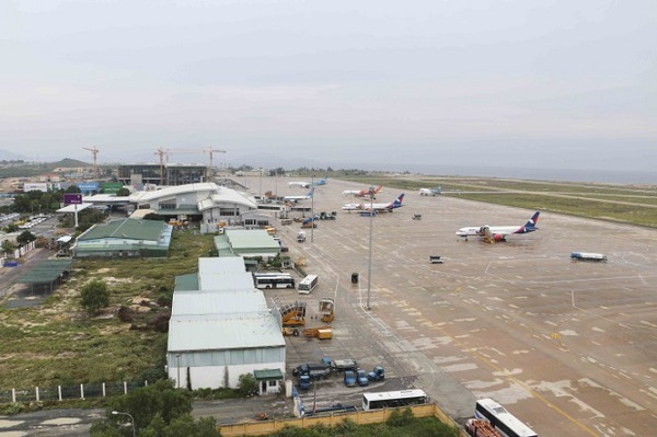 Các sân bay Cam Ranh, Tuy Hòa, Phù Cát ngừng khai thác các chuyến bay từ chiều tối 10/11 đến sáng 11/11