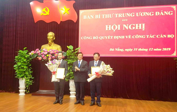 Ông Nguyễn Văn Quảng (bên trái) làm Phó Bí thư thường trực Thành ủy Đà Nẵng