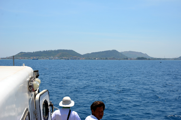 Đảo Lý Sơn cách đất liền gần 30km, điểm đến an toàn cho du khách