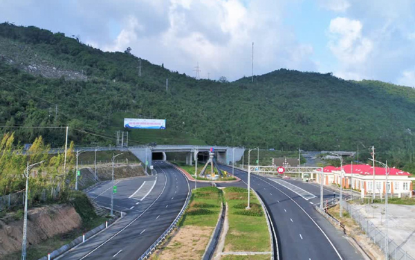 Dự án hầm đường bộ qua Đèo Cả là hình mẫu về tiết kiệm trong chi phí đầu tư các Dự án hạ tầng giao thông tại Việt Nam