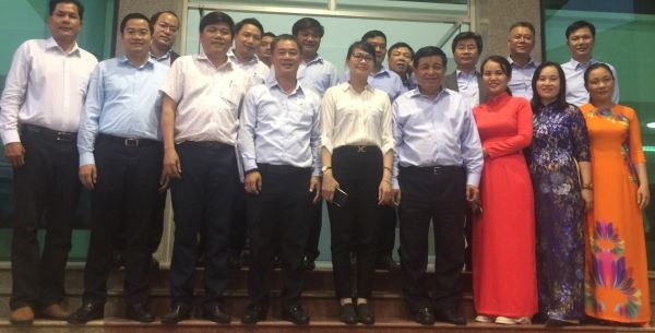 Cũng trong chiều cùng ngày, Bộ trưởng Bộ Kế hoạch và Đầu tư Nguyễn Chí Dũng đã đến thăm các đơn vị trực thuộc Bộ đóng trên địa bàn thành phố Đà Nẵng.
