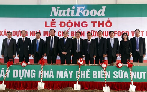 Tháng 3/2015, Nutifoot đã bắt tay cùng Tập đoàn Hoàng Anh Gia Lai đầu tư xây dựng Nhà máy chế biến sữa tại Hà Nam.