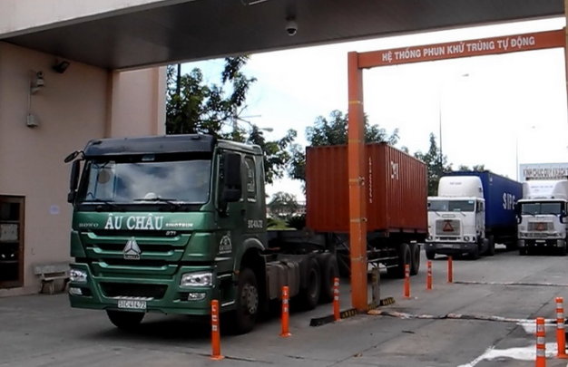 Đã có 7.689 container hàng hóa được tái xuất qua cửa khẩu Nà Lạn trong gần 2 năm qua.