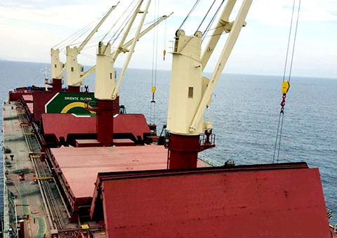 tàu ORIENTE GLORIA quốc tịch PANAMA đã tiếp nhận 46.000 tấn clinker vận chuyển sang Bangladesh.