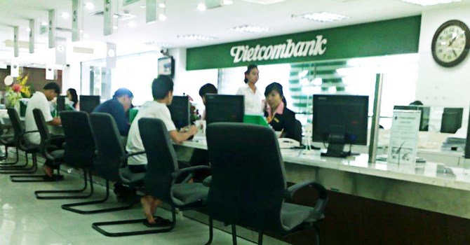 ngân hàng TMCP Ngoại thương Việt Nam (Vietcombank) là ngân hàng đầu tiên tại Việt Nam đăng ký tham gia Sáng kiến Đổi mới Thanh toán Toàn cầu - SWIFT GPI. 