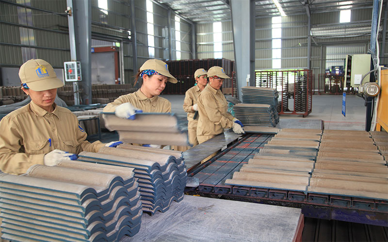 Công ty TNHH Xây dựng Thanh Tuyền dùng tro xỉ từ Nhà máy nhiệt điện Mạo Khê để sản xuất vật liệu không nung.