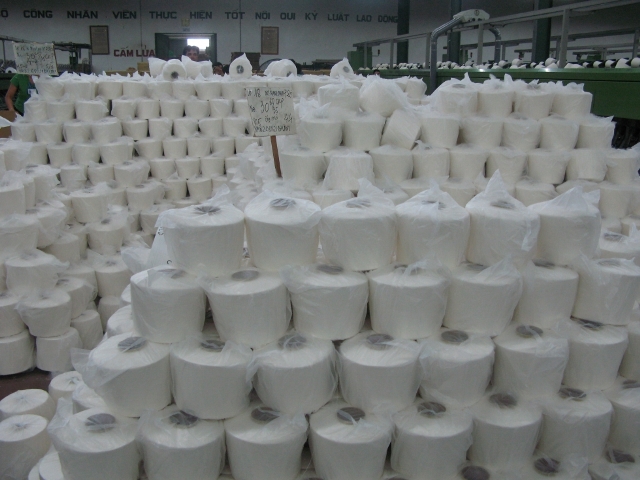 Mảng sản xuất, kinh doanh sợi đóng góp gần 70% trong tổng doanh thu của Hanosimex