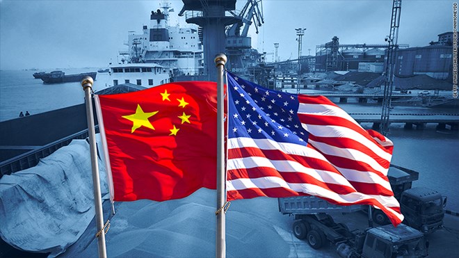 Cuộc chiến thương mại Mỹ-Trung đã bắt đầu và Việt Nam cần có những biện pháp tự vệ trước nguy cơ hàng Trung Quốc đổ bộ.