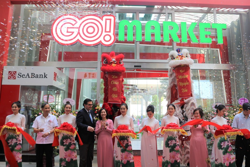Siêu thị GO! Market đầu tiên tại Việt Nam đã được Central Group Việt Nam khai trương tại 286 Nguyễn Xiển, Thanh Trì, Hà Nội.
