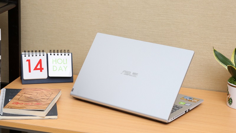 Theo đánh giá của GfK Việt Nam, các thương hiệu laptop bán chạy trên thị trường trong thời gian qua thuộc về Apple, Asus, HP, Dell, Masstel, Acer…với rất nhiều phân khúc và giá thành khác nhau. .