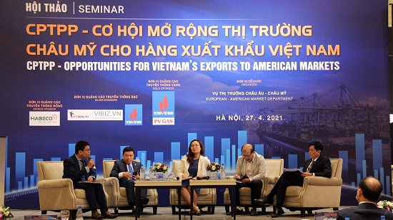 trong đó xuất khẩu đạt 89,7 tỷ USD, tăng 21,7% và chiếm tỷ trọng 31,7% trong tổng xuất khẩu của Việt Nam