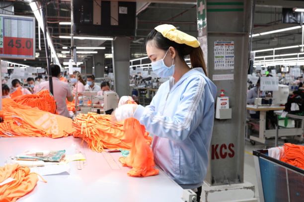 Việt Nam đã trở thành nhà xuất khẩu hàng may mặc lớn thứ 2 thế giới.