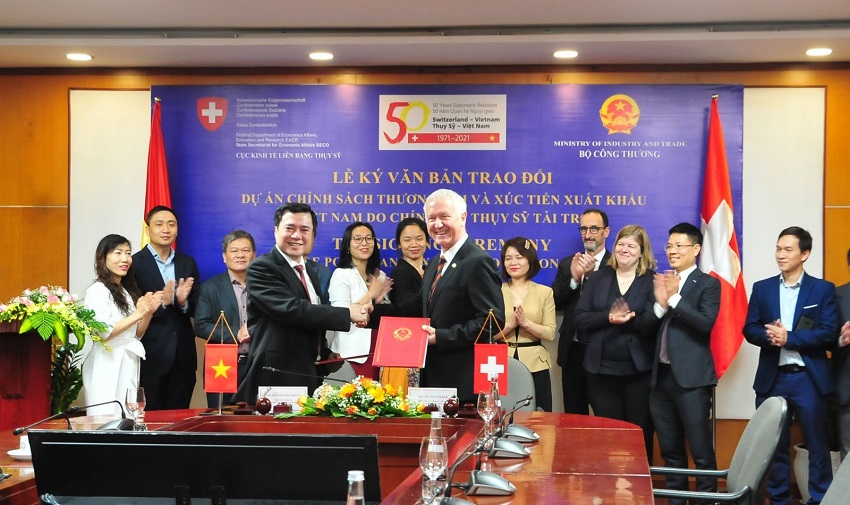 Thuỵ Sỹ hỗ trợ Việt Nam cải thiện chính sách thương mại và nâng cao năng lực xúc tiến xuất khẩu