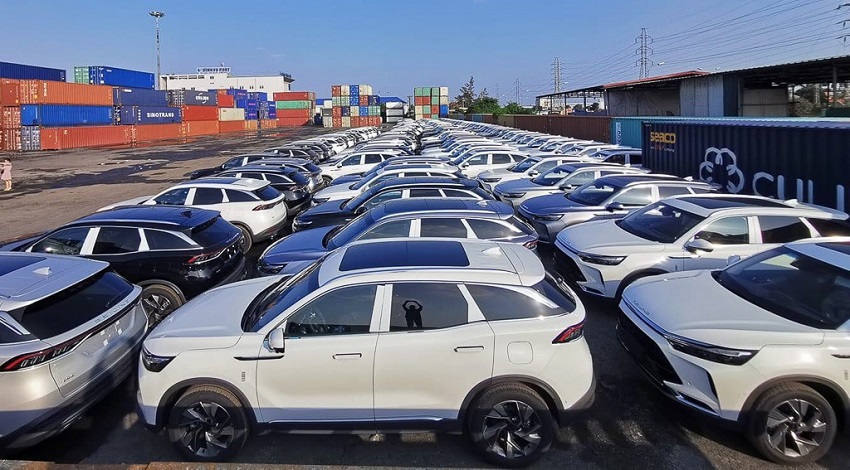 Nhập khẩu xe ô tô 11 tháng 2021 ddajtj gần 145.000 chiếc, vượt xa cả năm 2020.