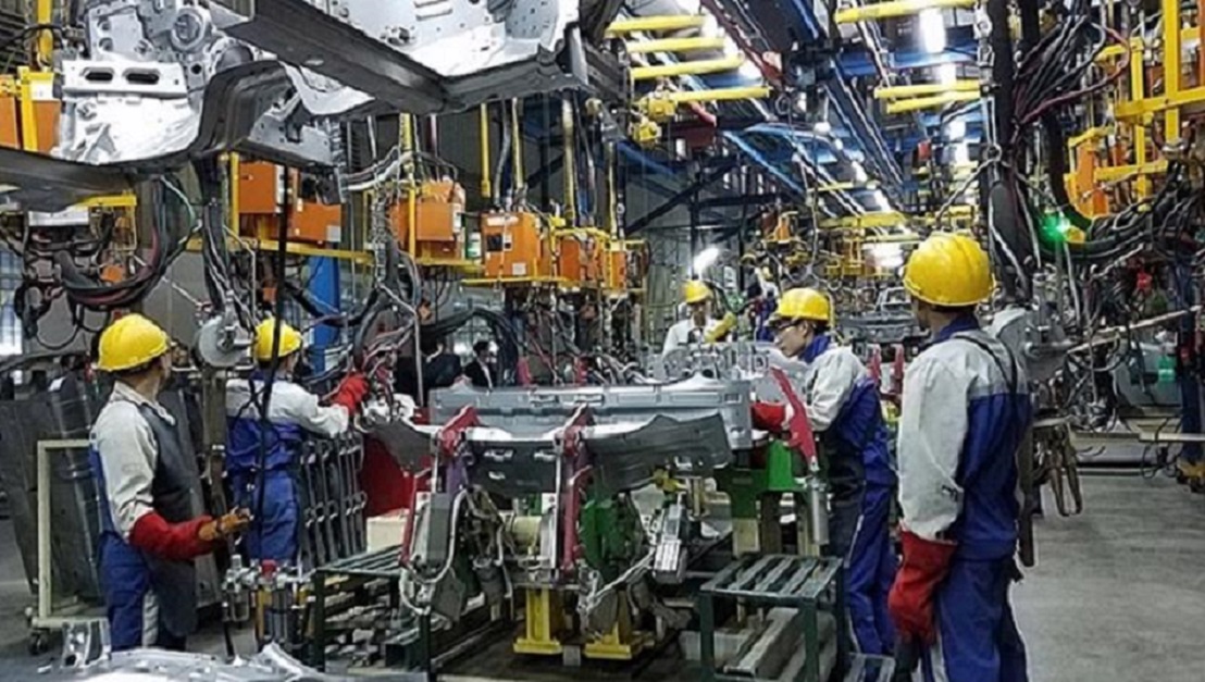 Ngành sản xuất Việt Nam đã biến động thấy rõ trong tháng 4/2025, chỉ số PMI giảm xuống dưới mức 50 điểm.