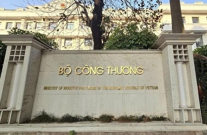 Bộ Công Thương yêu cầu cắt giảm tối thiểu 30% điều kiện kinh doanh