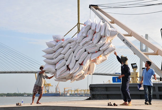 Việt Nam đã xuất khẩu 5,88 triệu tấn gạo, mang về doanh thu hơn 3 tỷ USD.