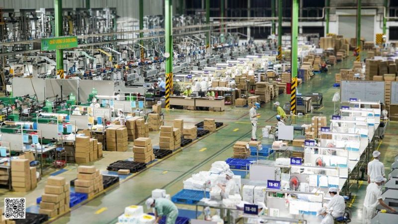 ngành sản xuất Việt Nam đã giảm từ mức 52,4 điểm của tháng 7 xuống còn 50,4 điểm trong tháng 8,