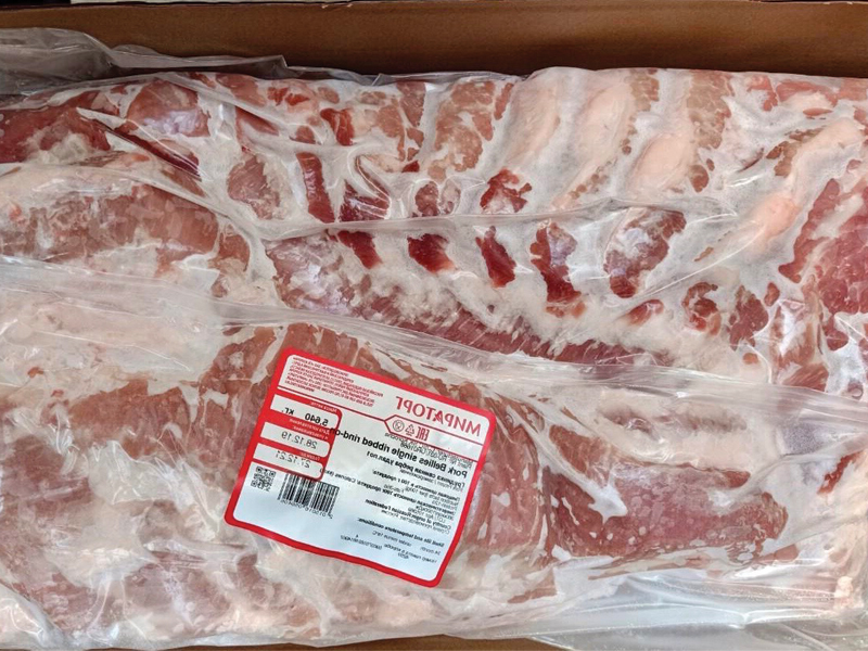 nhập khẩu thịt lợn tươi ướp lạnh hoặc đông lạnh của Việt Nam đạt 102,1 nghìn tấn, với trị giá 274,78 triệu USD, tăng 66,7% về lượng và tăng 95,2% về trị giá so với cùng kỳ năm 2024