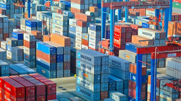 Xuất nhập khẩu chặng đường nước rút vẫn đối mặt với không ít thách thức.