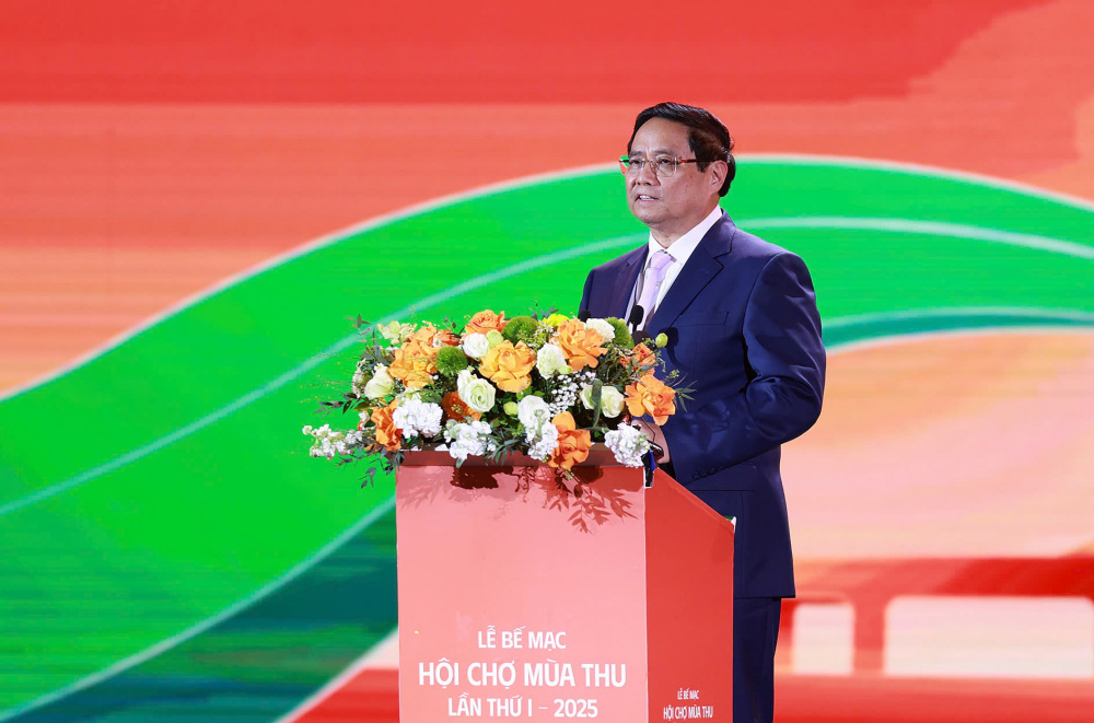 Thủ tướng Phạm Minh Chính phát biểu chỉ đạo tại lễ bế mạc Hội chợ mùa Thu 2025.