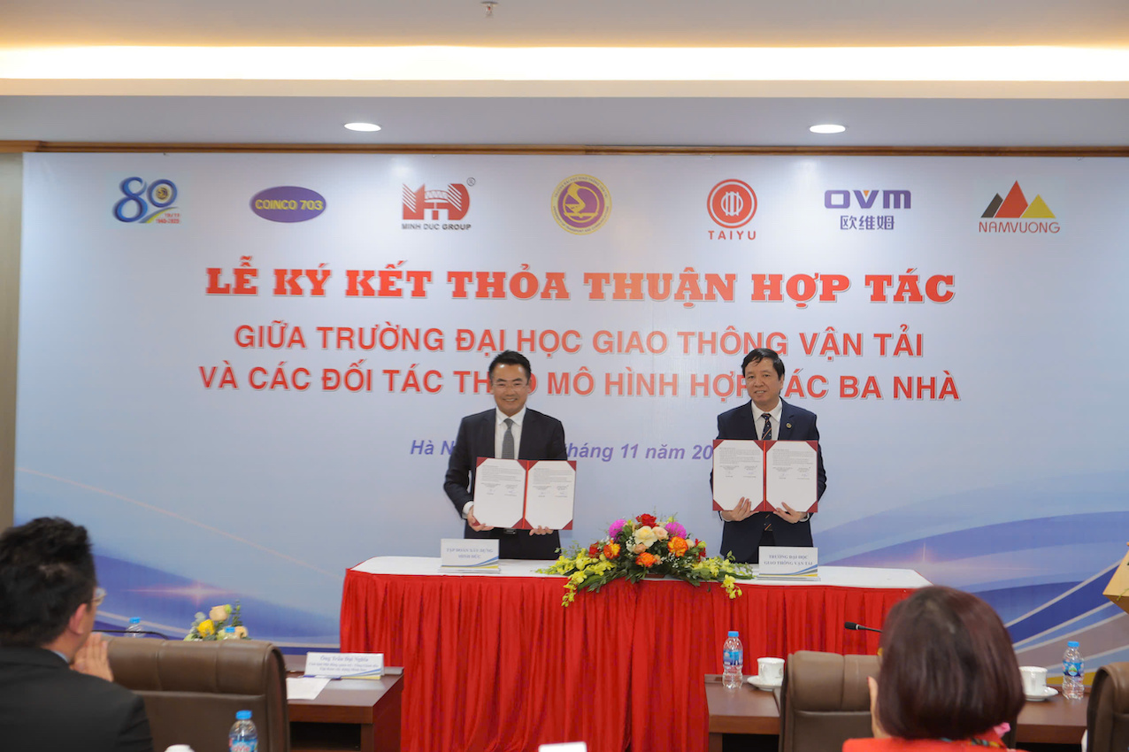 Tập Đoàn Xây Dựng Minh Đức và Trường Đại học Giao thông vận tải ký kết thỏa thuận hợp tác.
