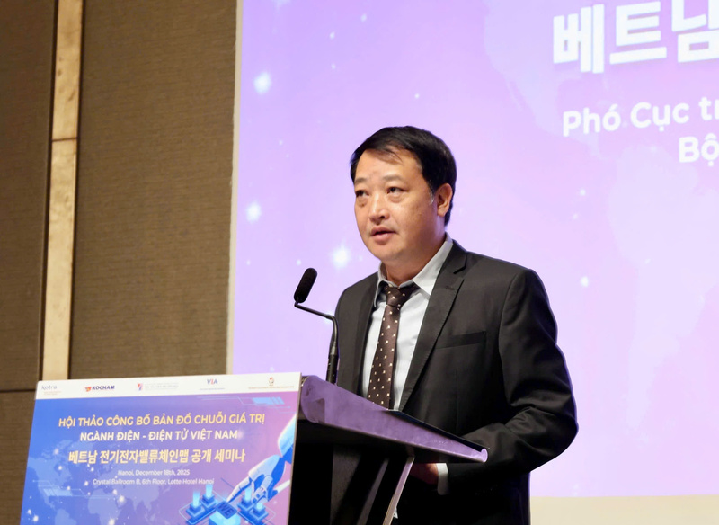 Ông Bùi Quang Hưng - Phó Cục trưởng Cục Xúc tiến thương mại phát biểu tại hội thảo