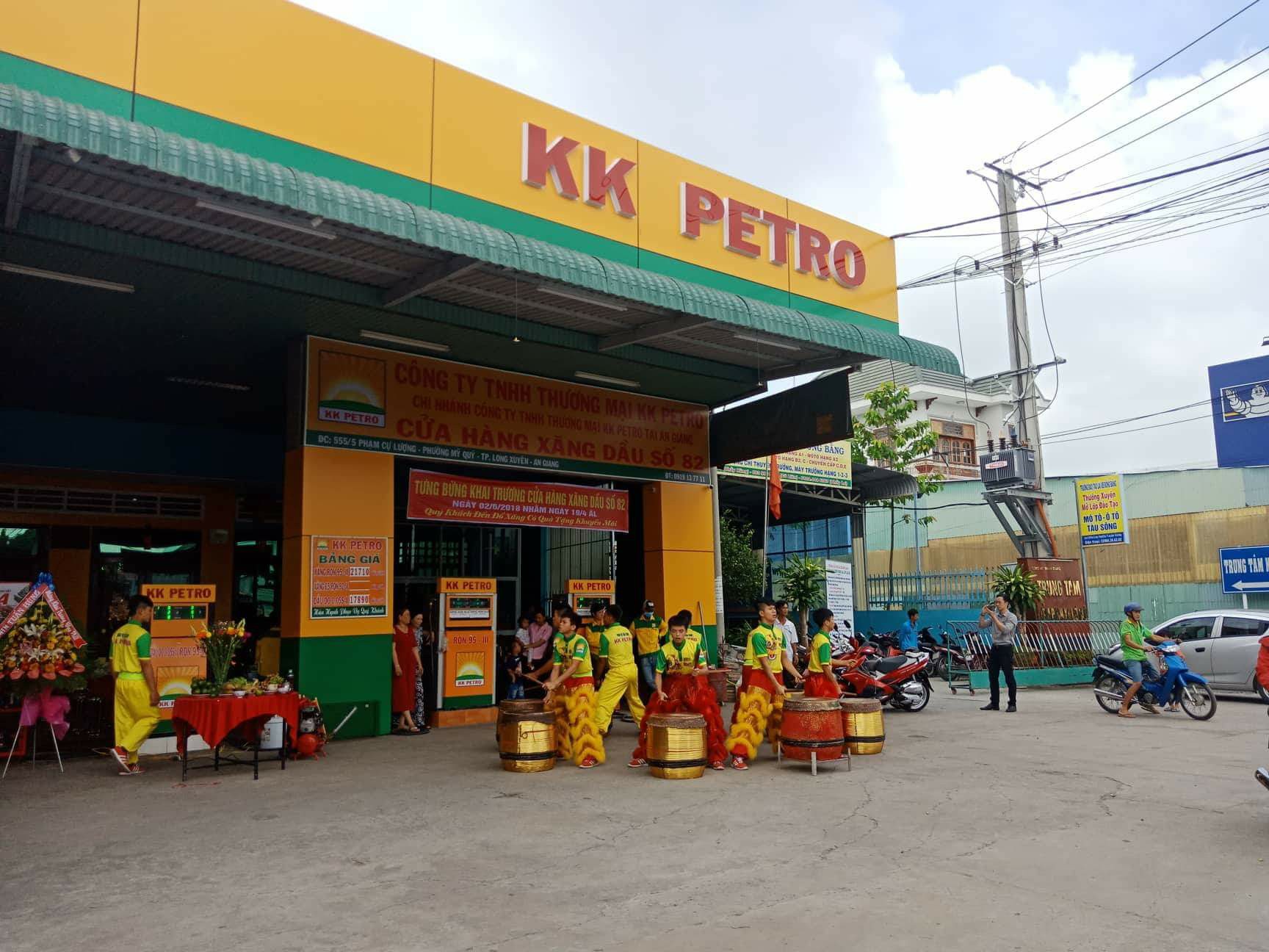 KK Petro trả lại Giấy ph&eacute;p đủ điều kiện l&agrave;m thương nh&acirc;n ph&acirc;n phối xăng dầu.