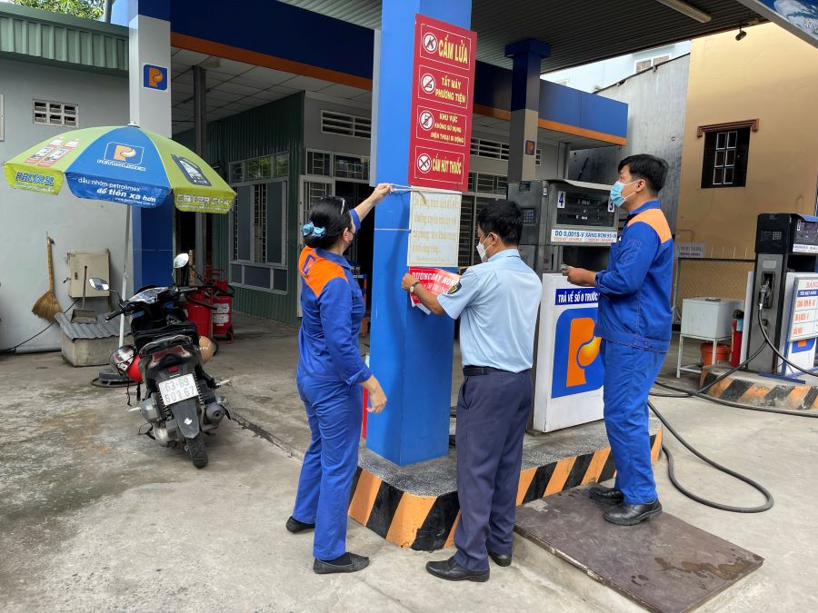 Tính đến 24/2/2026, cả nước còn 33 thương nhân xăng dầu đầu mối và 250 thương nhân phân phối.