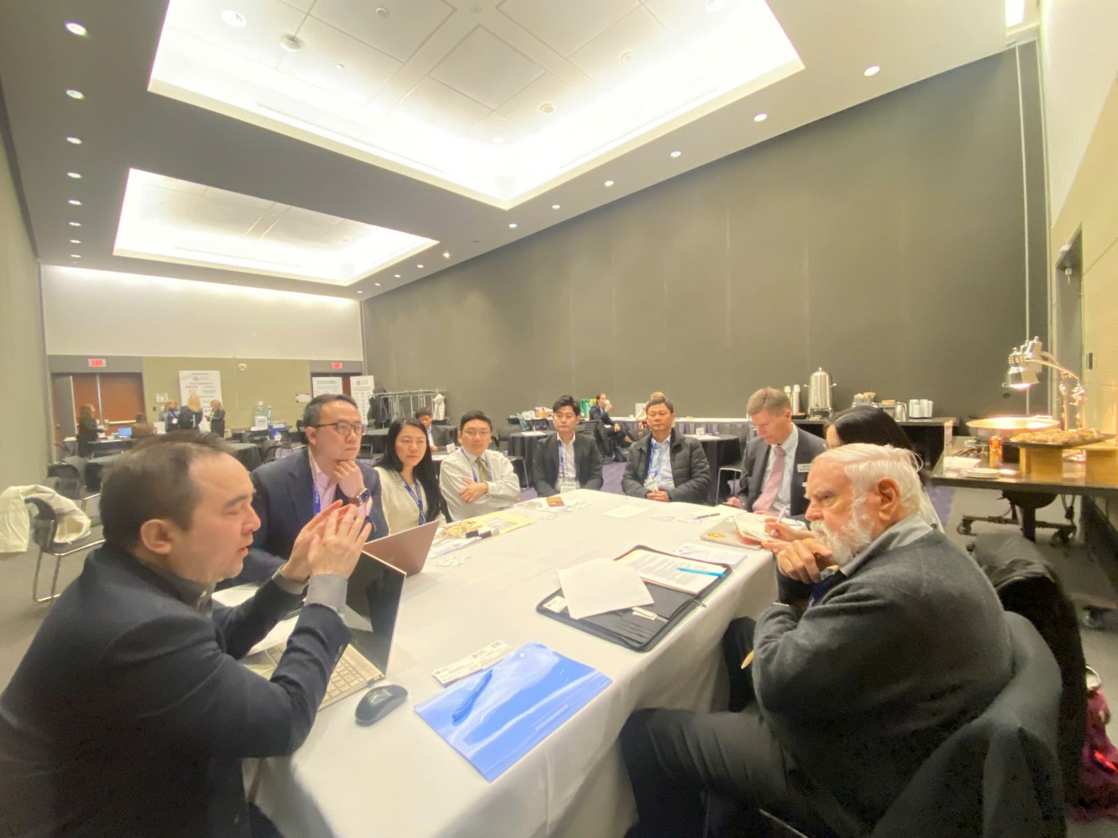 Thương vụ Việt Nam c&ugrave;ng Vasep &agrave;m việc với đại diện Viện Thủy sản Quốc gia Mỹ, gỡ r&agrave;o cản cho xuất khẩu thủy sản.