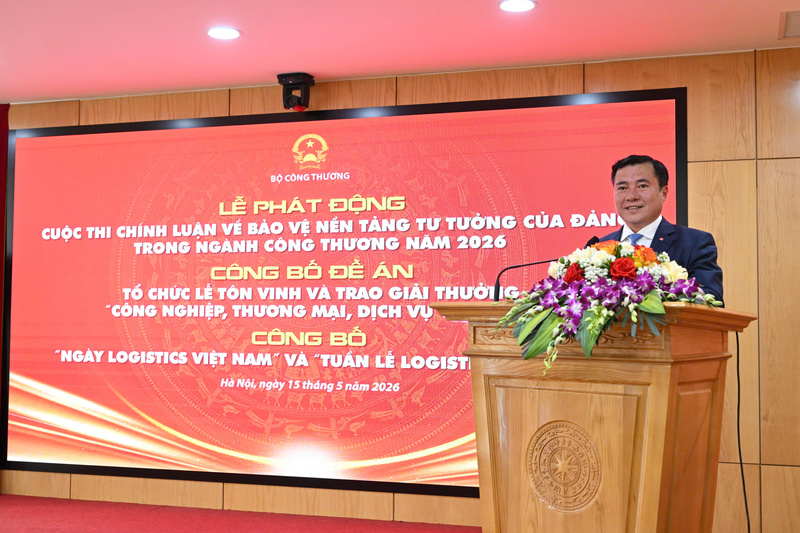 Thứ trưởng Bộ C&ocirc;ng Thương Nguyễn Sinh Nhật T&acirc;n ph&aacute;t biểu tại sự kiện.